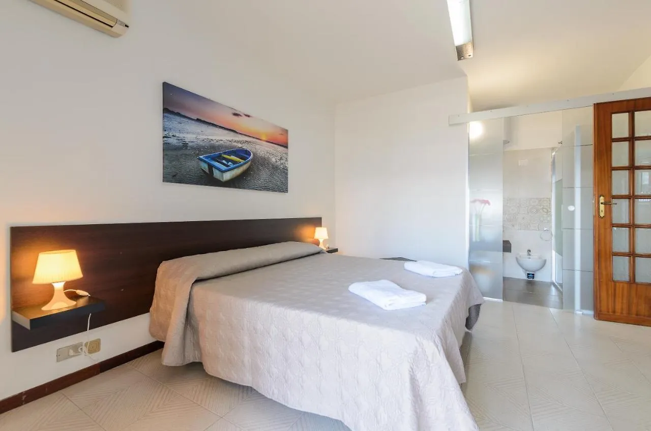 Bed & Breakfast Marina D'Agro Residence Santa Teresa Di Riva Italy